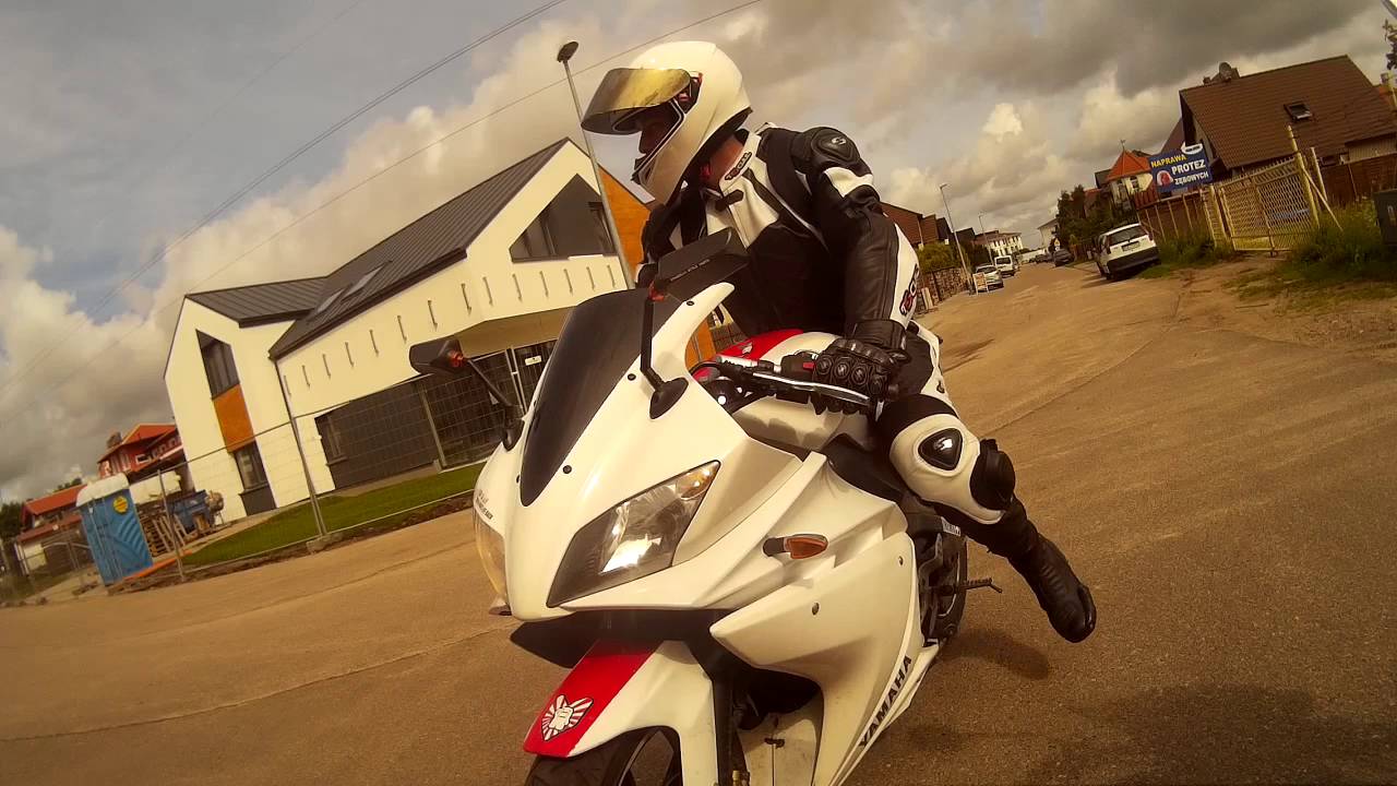 I’m falling so I’m taking my time on my ride