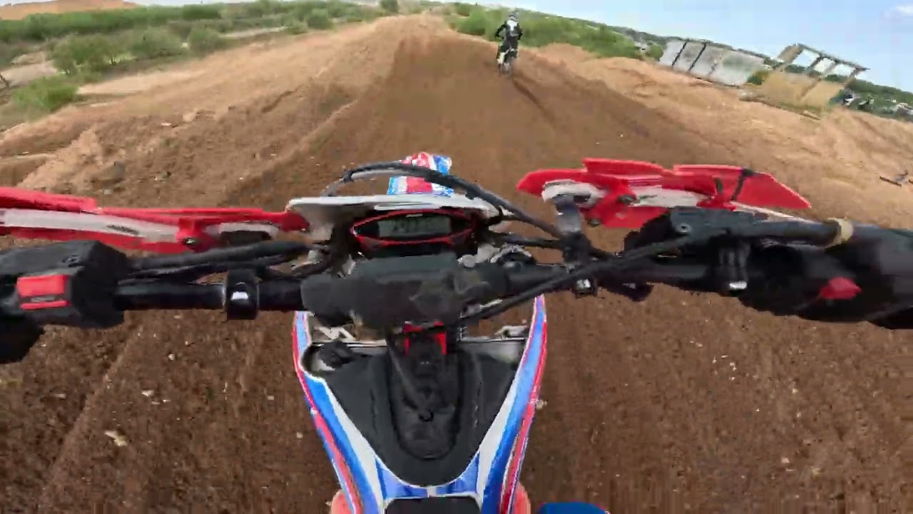 Doncaster Moto Parc 11-05-2025 Second Round . Fall