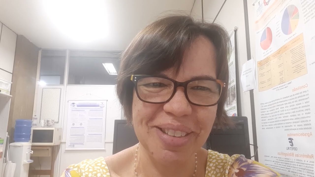 PG Divulgação Científica: Professora Fernanda Veneu