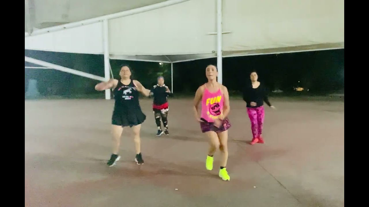 La Mini Mini ,  Martha fit zumba