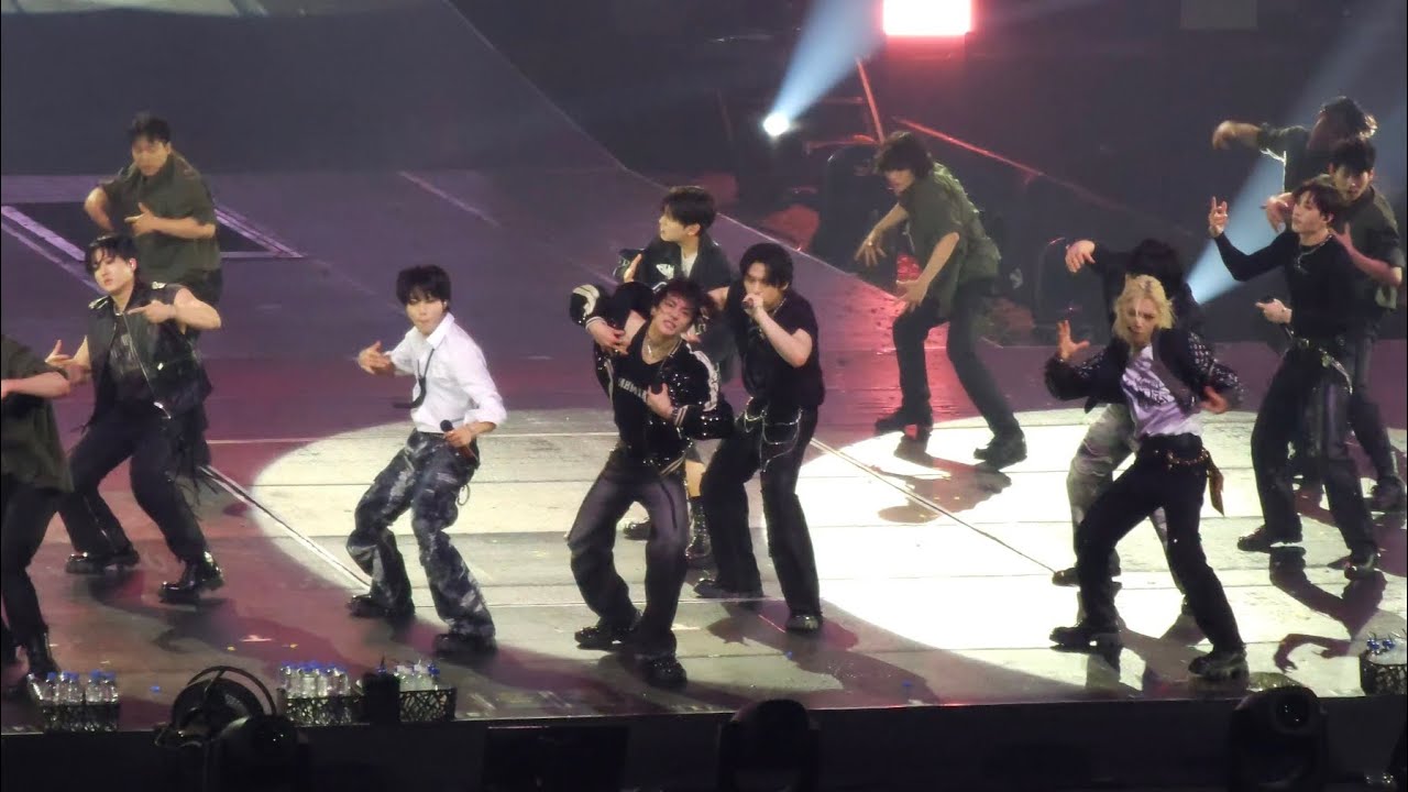 STRAYKIDS dominATE in Bulacan Philippines (VENOM + FELIX DANCEBREAK + MANIAC)