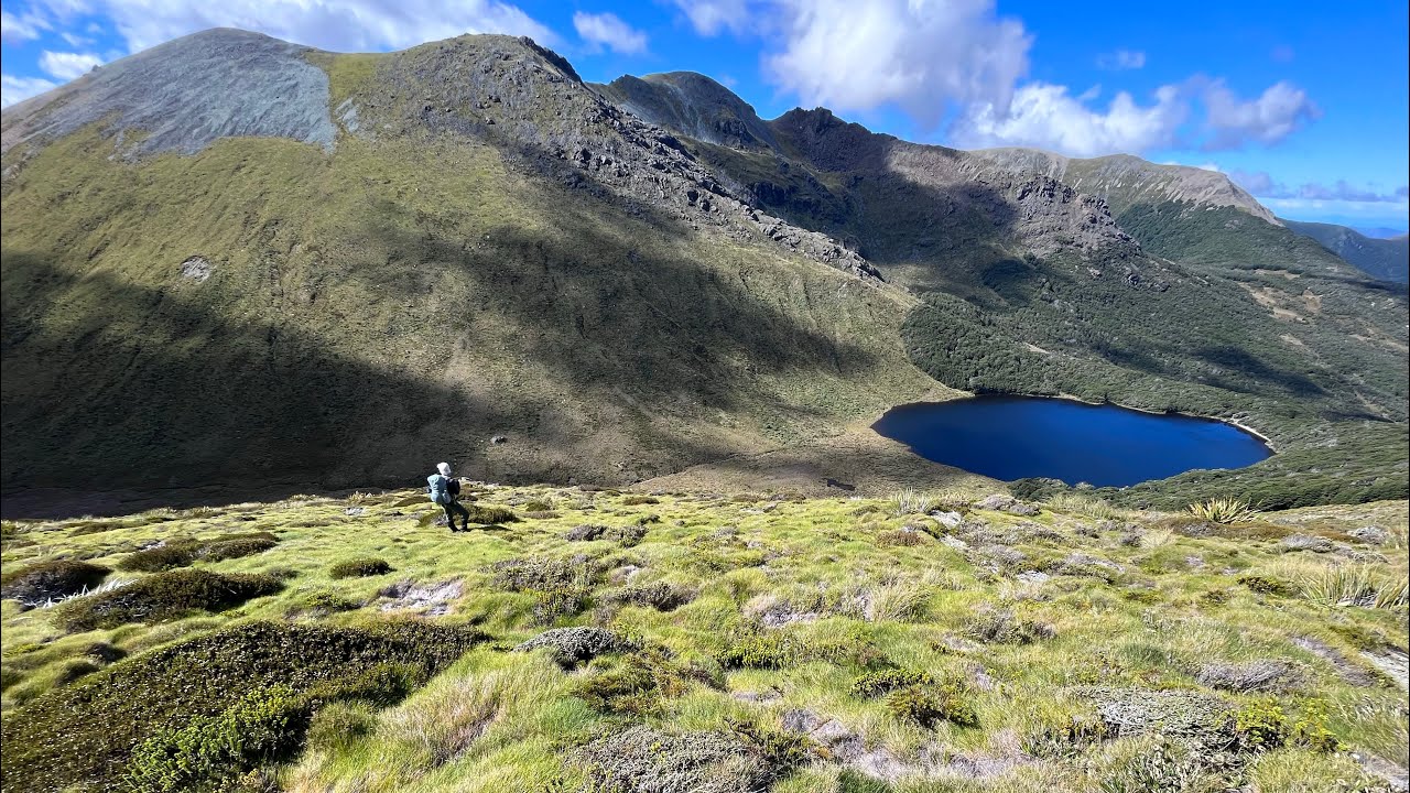 Diamond Lake via the Lockett Range. Kahurangi National Park