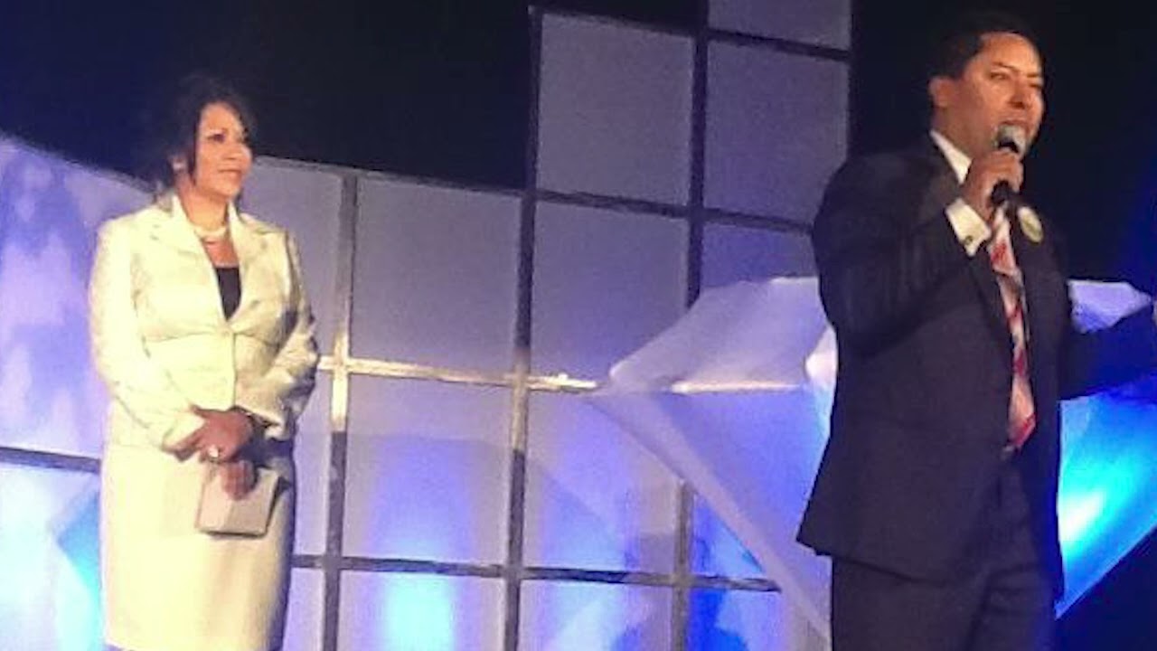 FORTALEZE AL NUEVO - JUAN Y SILVIA PADILLA