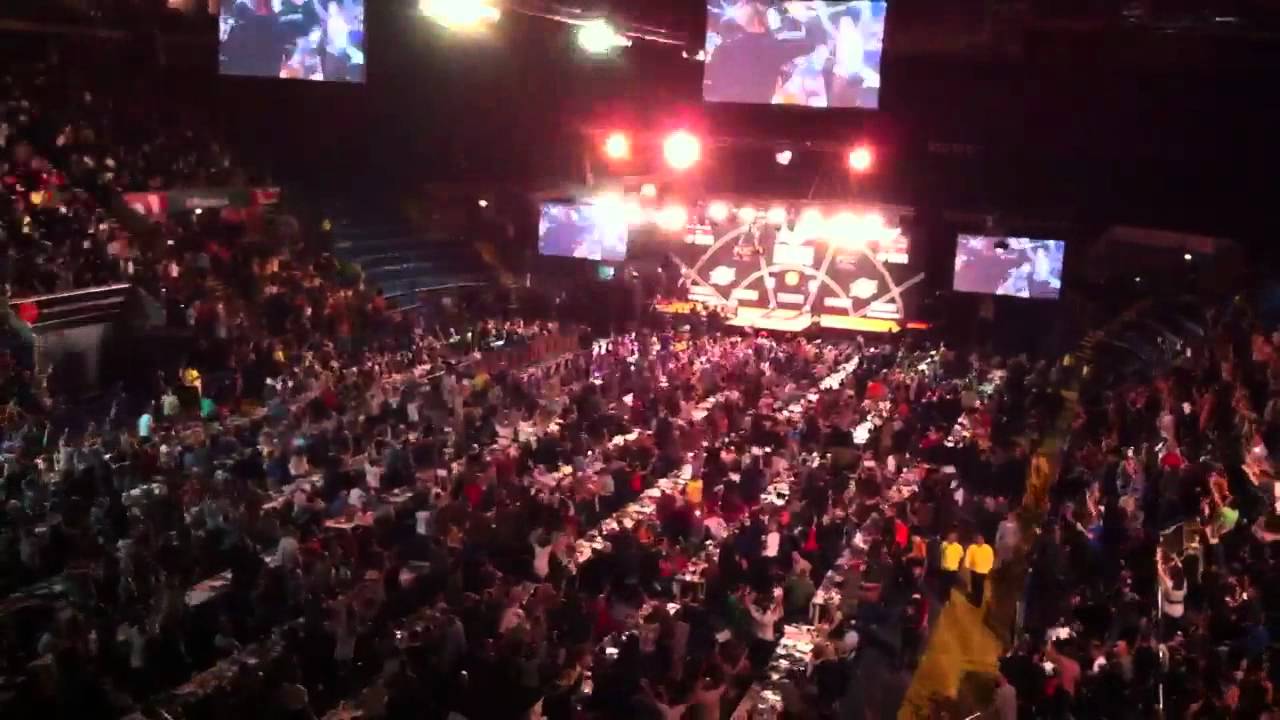 Premier league darts - Chase the sun