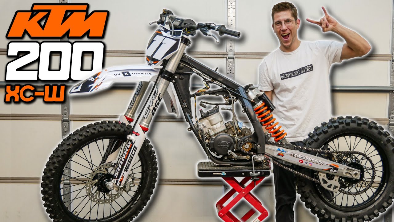 Сборка 18-летнего KTM 200 для гонок Hard Enduro