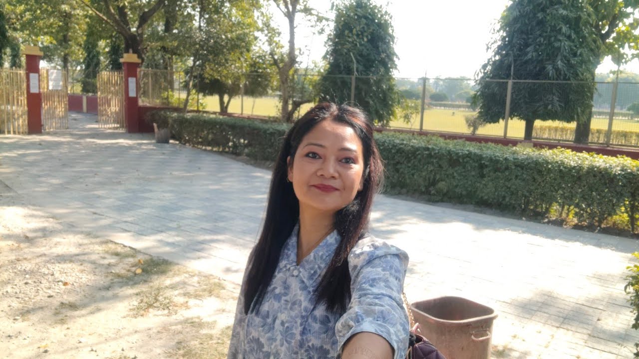 Aju sisters ko shopping 🛍️#minivlog #dailyvlog #youtubevlogging //sabbuz lifestyle 