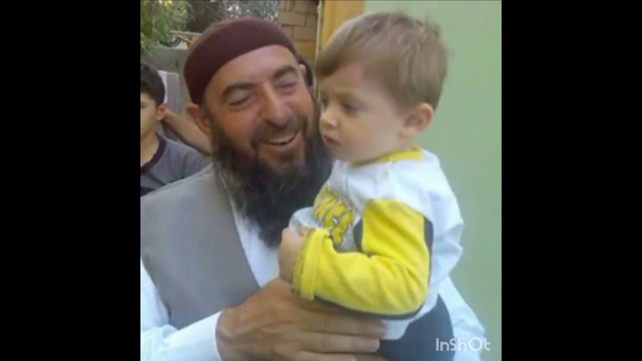 İlahi (Benim ağam  hiç kimseye benzemez.) şeyh Avni  Baba