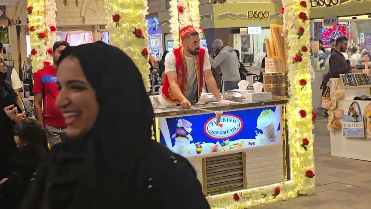 القريه العالميه دبي