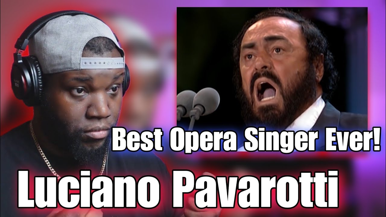 Luciano Pavarotti sings 