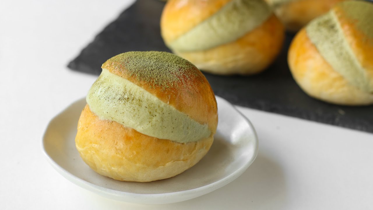 The Most Delicious Matcha Cream Bun | Roti Krim Matcha