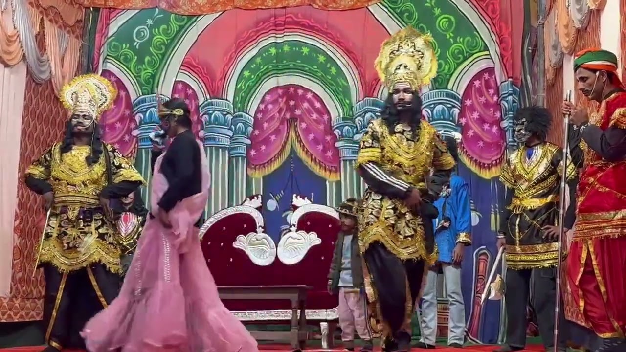 #सूर्पनखा#की नाक#कान#कटने#के बाद#अपने#भाईओ#के#पास #शिकायत#लेके#जाती#हुवी!!