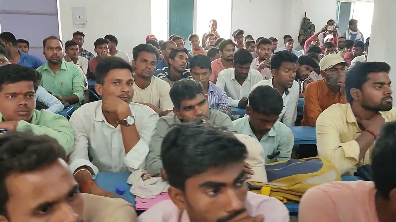 Magadh ITI Gaya representative of JBM informing the students about the company in campus selection.