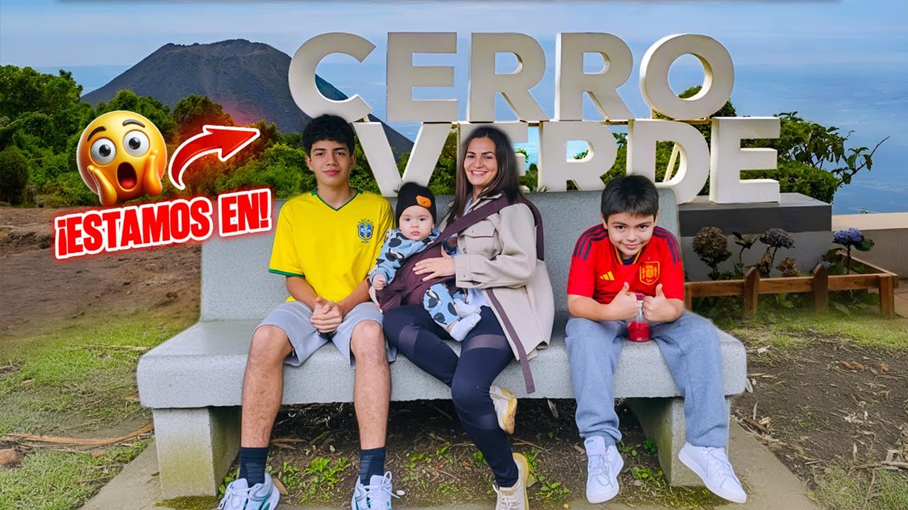 Visitando el Cerro Verde en familia.
