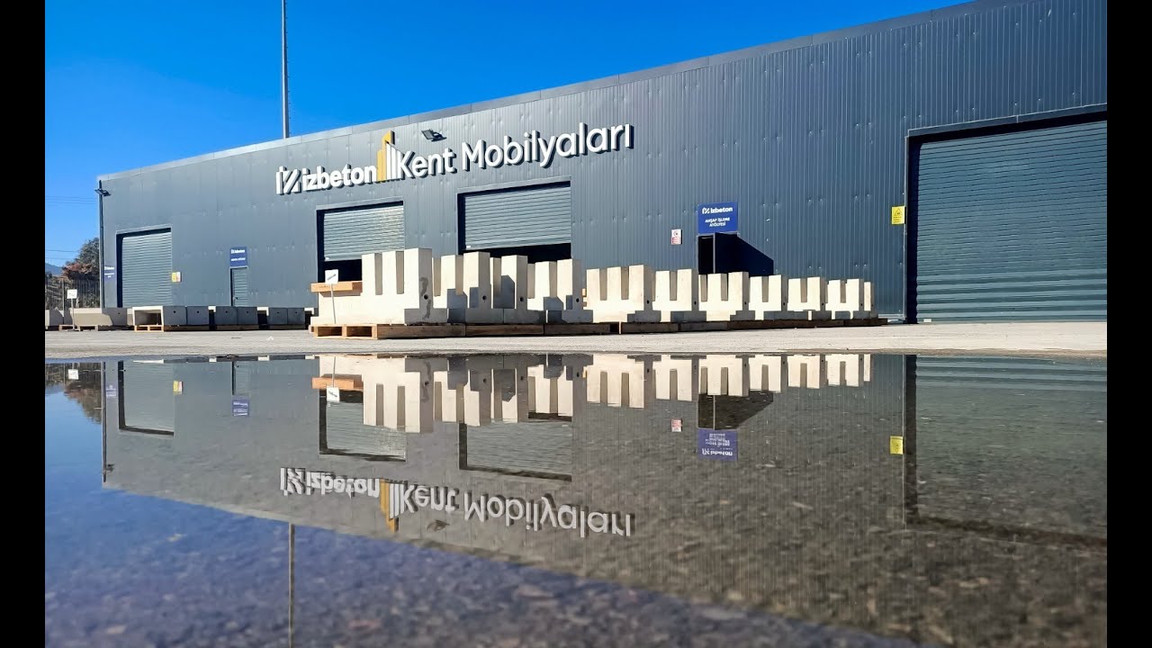 İzmir Kent Mobilyaları Fabrikası'nda Yoğun Üretim