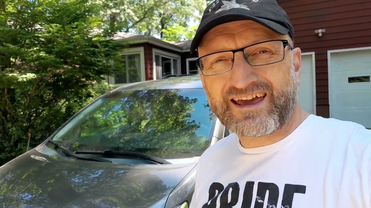 How to QUICKLY AND ECONOMICALLY restore your jammed Toyota Sienna sliding door.