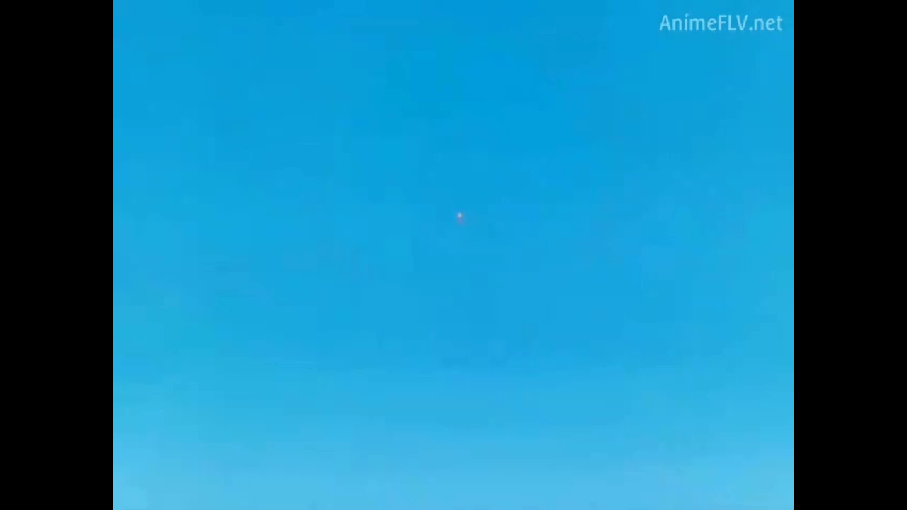 Raditz aparece por primera vez y mata a un aldeano (HD)