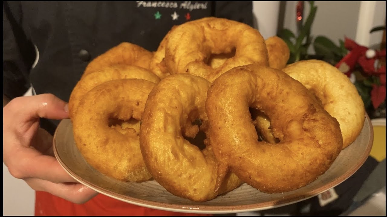 CIAMBELLE DI PATATE//CULLURIALLI//CUDDRURIADDRI//RICETTA TIPICA CALABRESE LE CRISPELLE