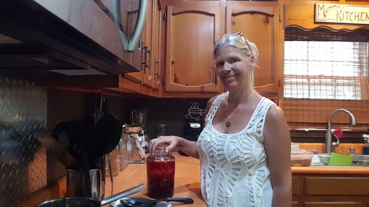 How-To make Amish Red Beet Pickled Eggs