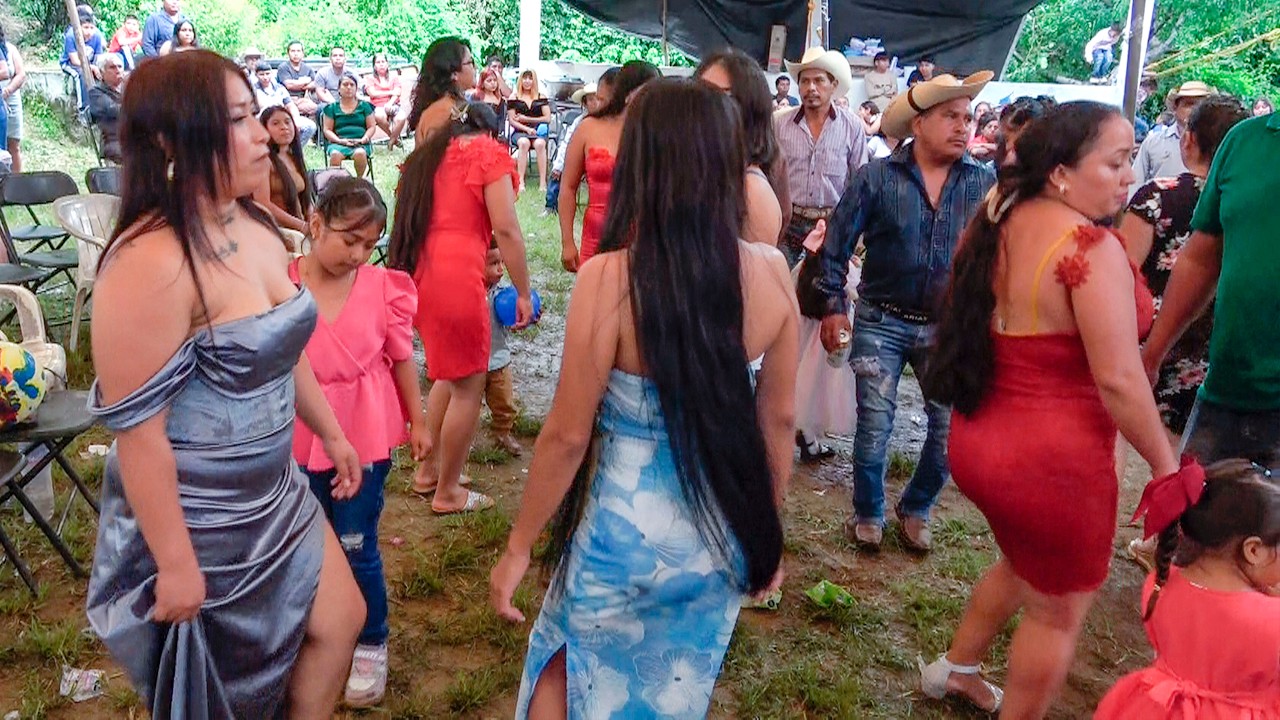 Hermosa Fiesta De La Familia Estebes Sabines Festejando Los *3 Añitos De Zury* En Campanario Mx. #1