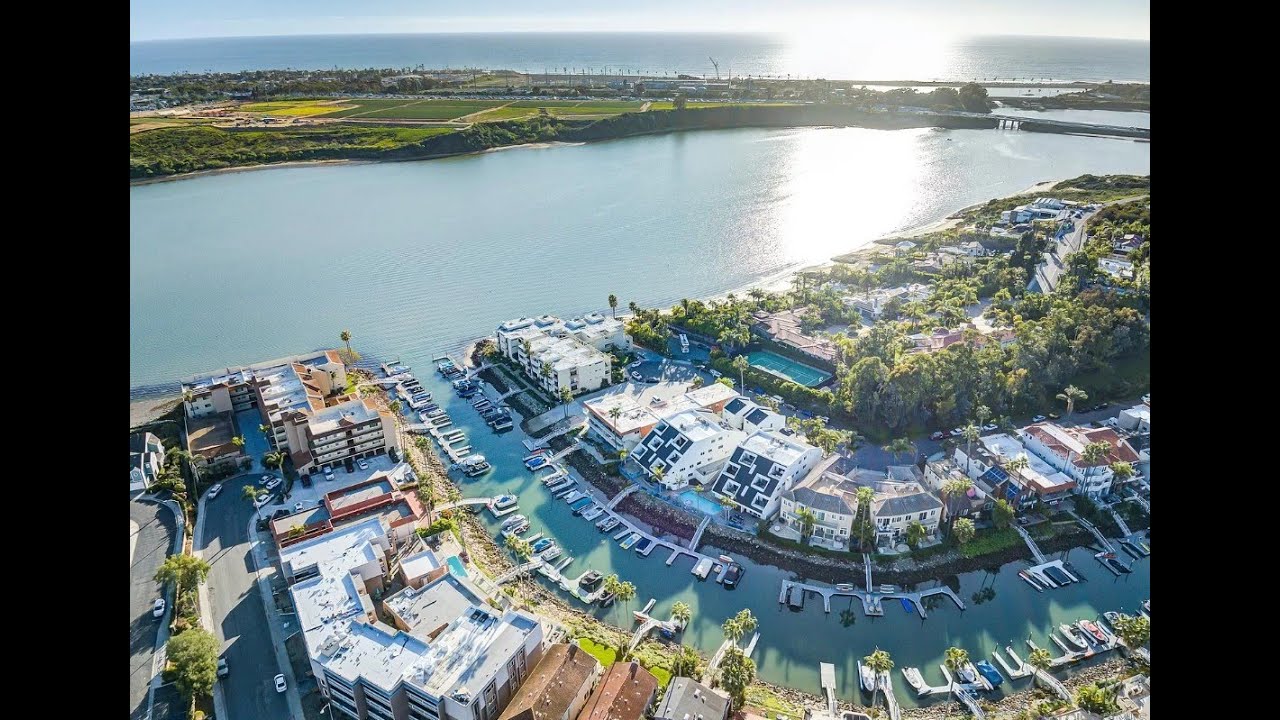 Luxury Condo in Bristol Cove