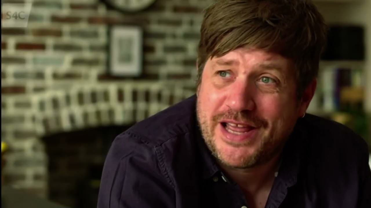 Teyrnged i’r cerddor a’r actor Dyfrig ‘Topper’ Evans ar Heno | Mai 2022