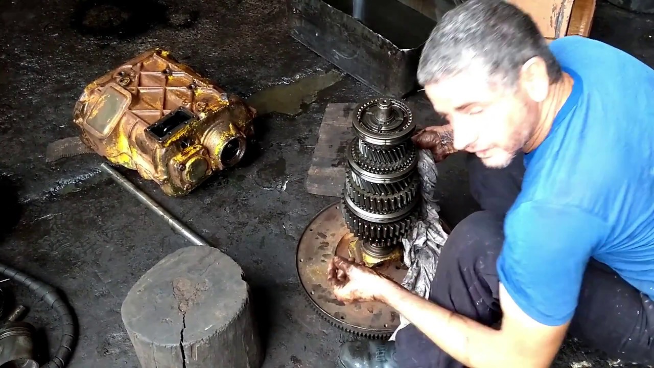 Desmontagem do câmbio ZF S5 680 #1
