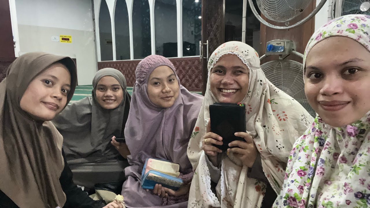 Berbuka dan taraweh bersama  #ramdhan #anakrantau #anakkosan #fypyoutub 