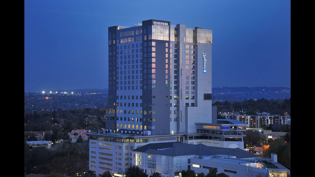 Exploring the Radisson Blu Hotel Sandton, Johannesburg✔