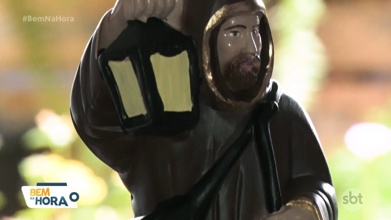 Hoje é dia de São Longuinho, o Santo que ajuda as pessoas a encontrar objetos perdidos