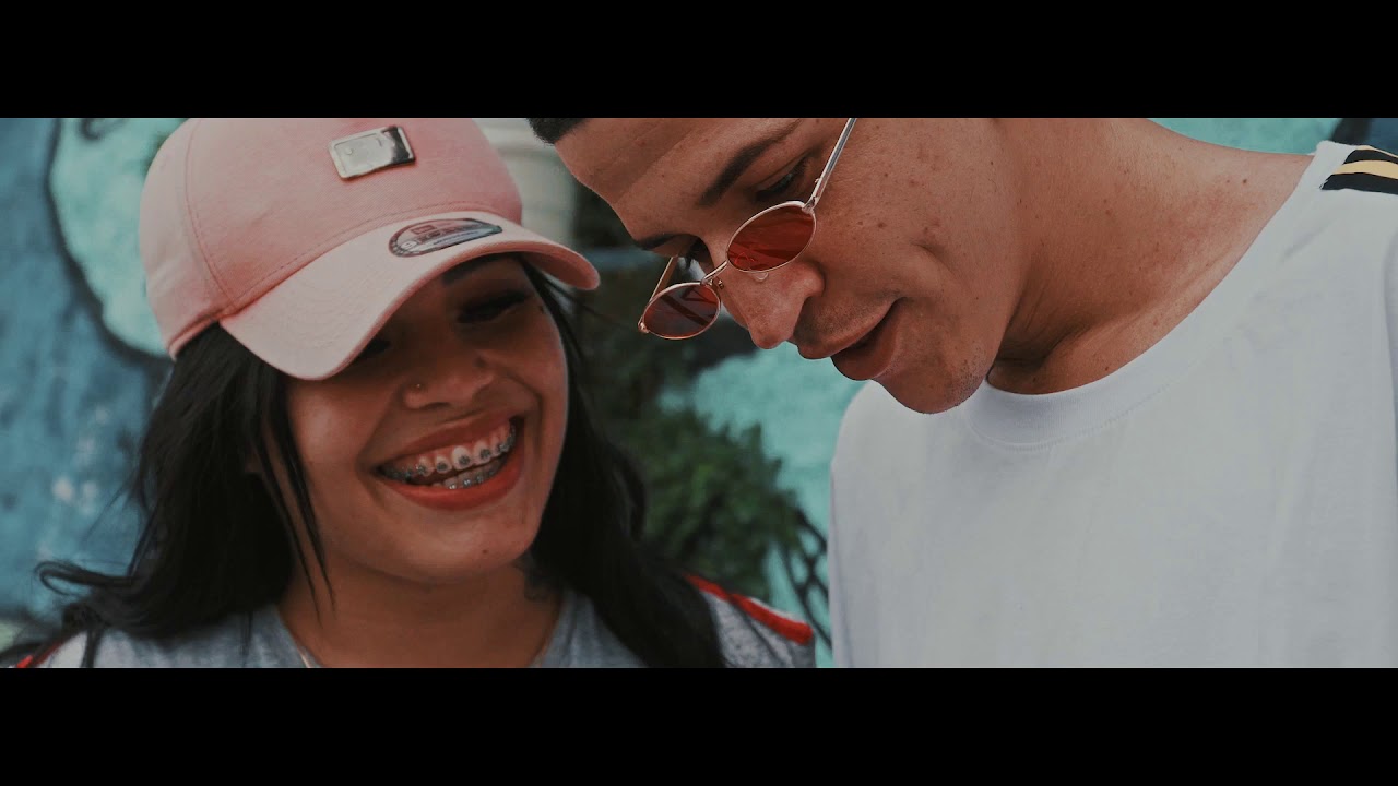 MC DLL E MC MIRELLA - DEIXA EU SENTAR - CLIPE OFICIAL