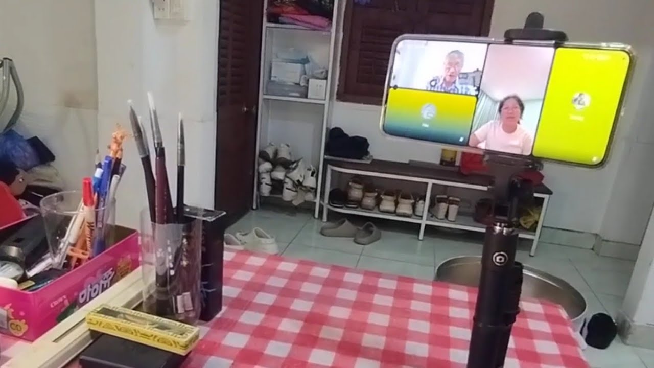 Cùng tôi học tiếng Quảng Đông. Bài 11: (tt) Thỉnh cầu và Tán thành. Người hng dẫn: Vương Khánh Hưng