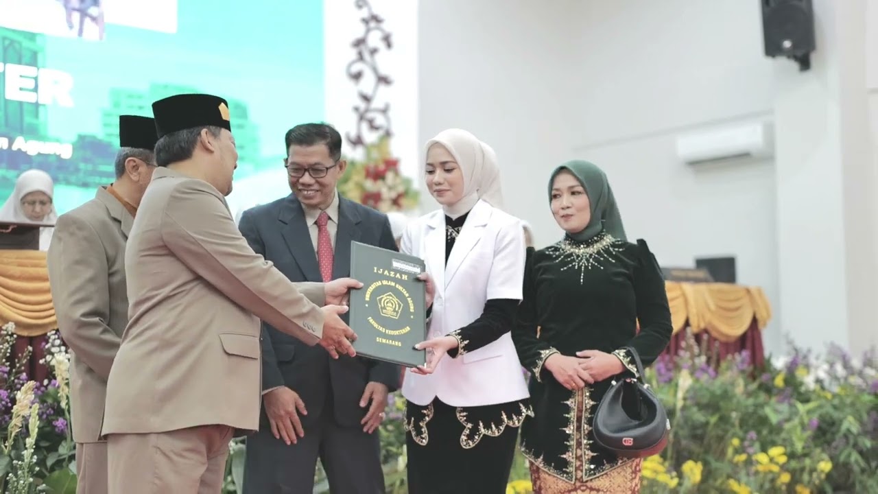 SERANGKAIAN SUMPAH DOKTER KE 132 FK UNISSULA