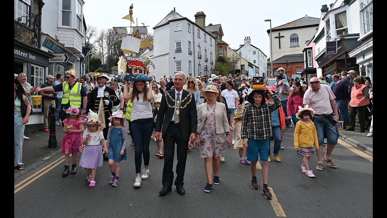 Lyme Regis Easter Bonnet Parade 2022
