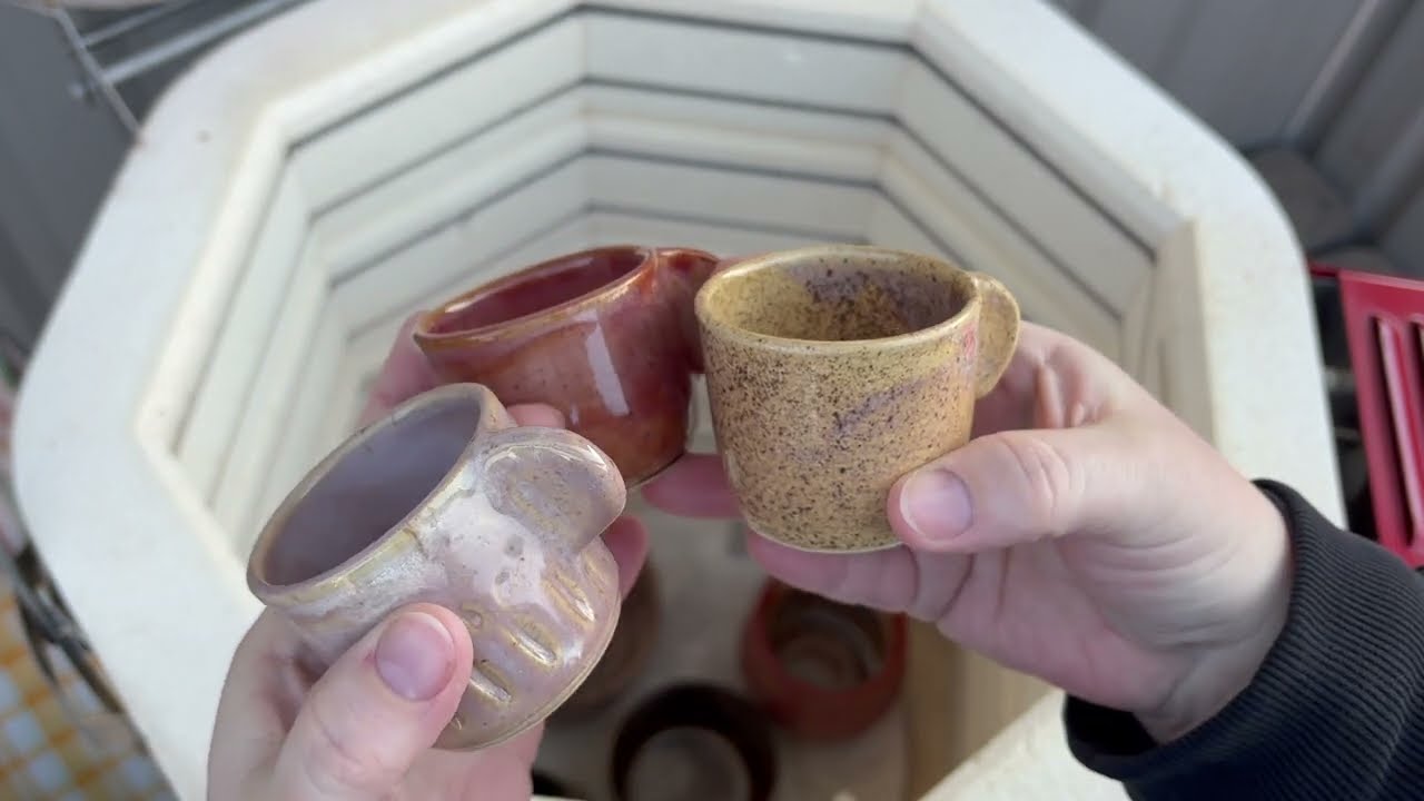 Glaze kiln unloaded ❄️ Windy winter day
