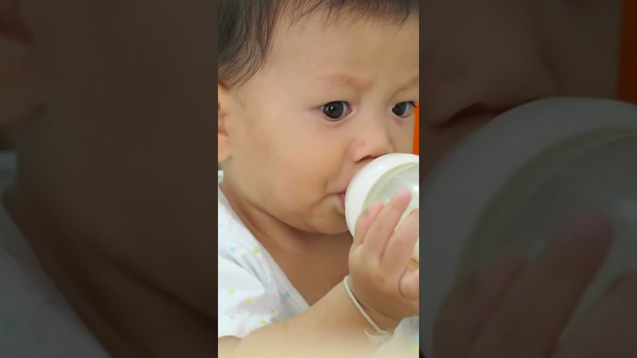 👶Escolher uma mamadeira certa para seu beb&ecirc; pode ser uma tarefa desafiadora👶