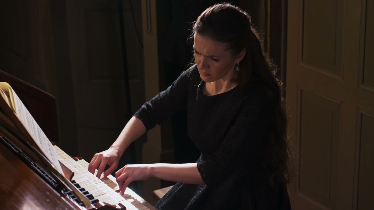 Elena Privalova - J.S.Bach. Toccata and Fugue in D minor, BWV 565