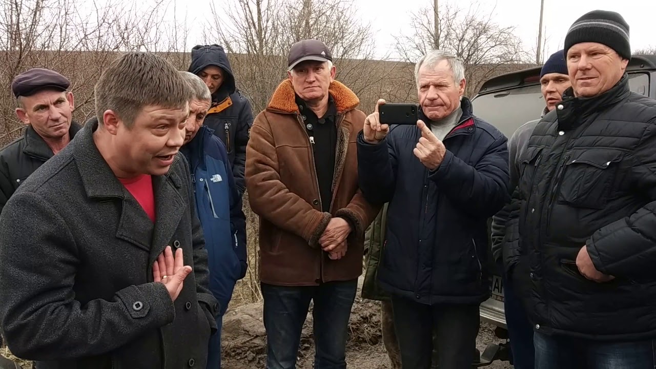 Терехове засипають сміттям