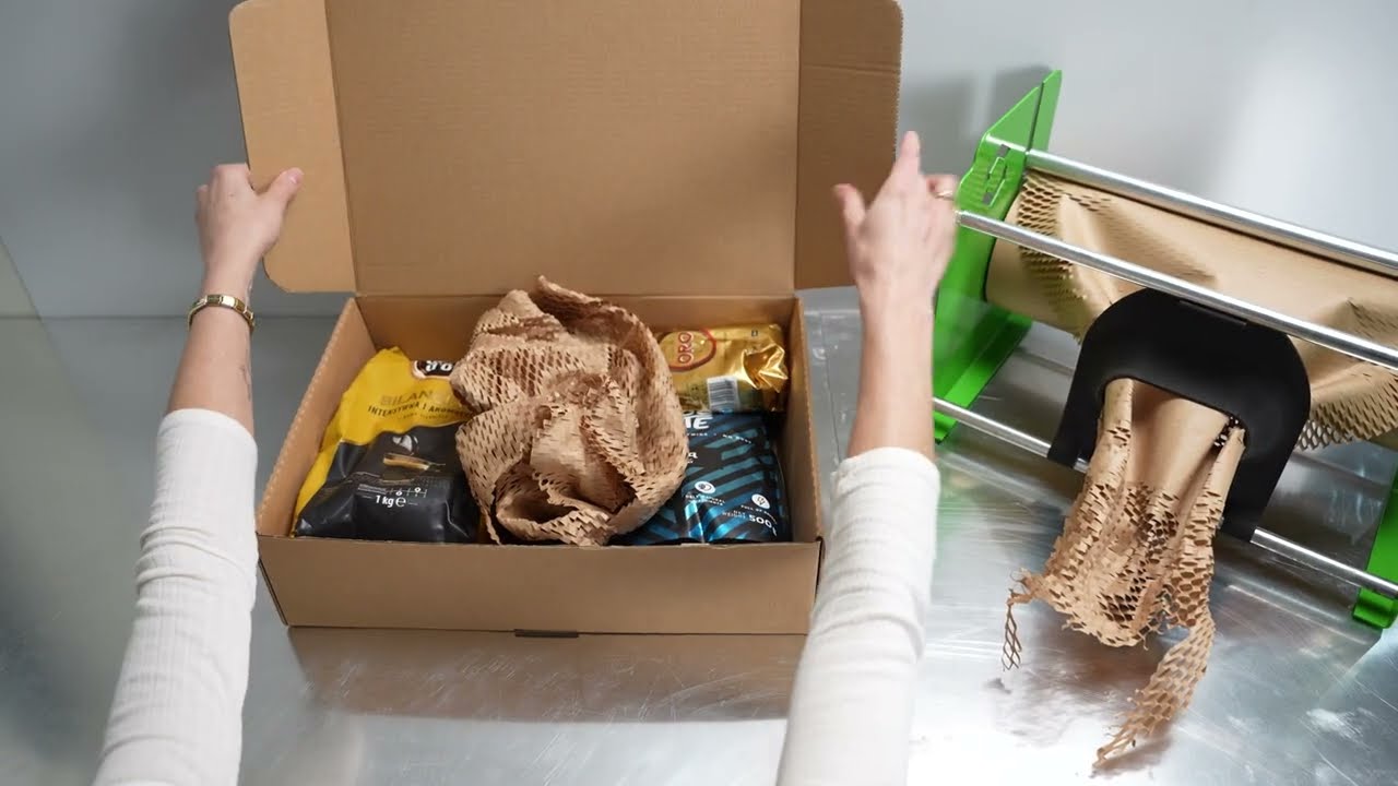 Dyspenser do papieru nacinanego HoneyPack DWSR-FP | Zobacz jak zabezpieczyć produkty