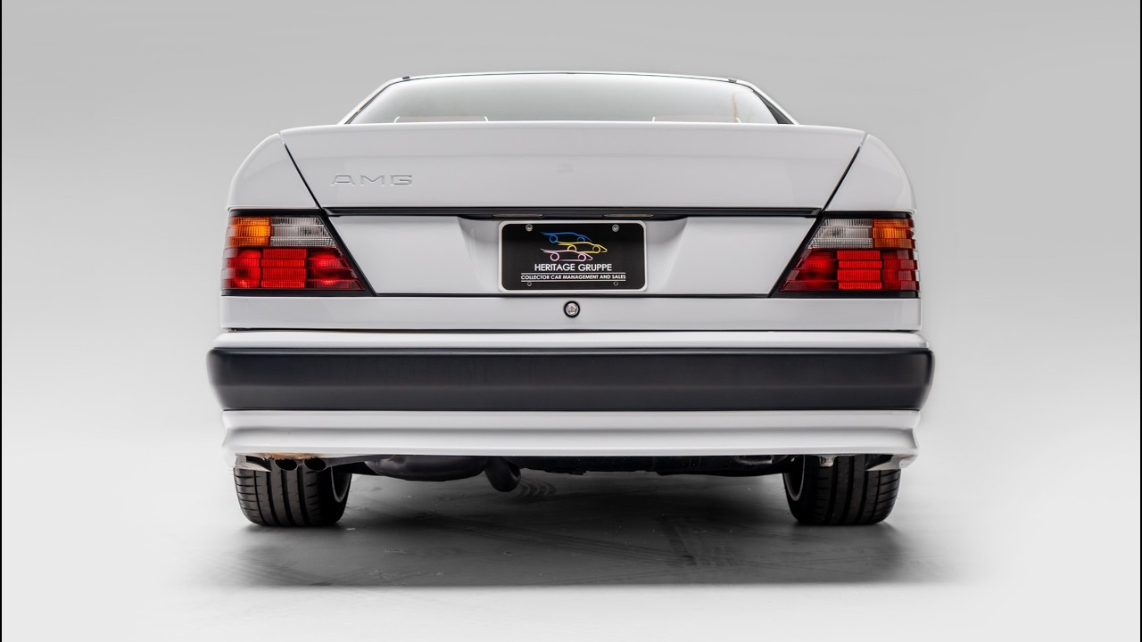 A Drive Through DTLA In A W124 1991 Mercedes-Benz 300CE - Heritage Gruppe #mercedes #w124amg
