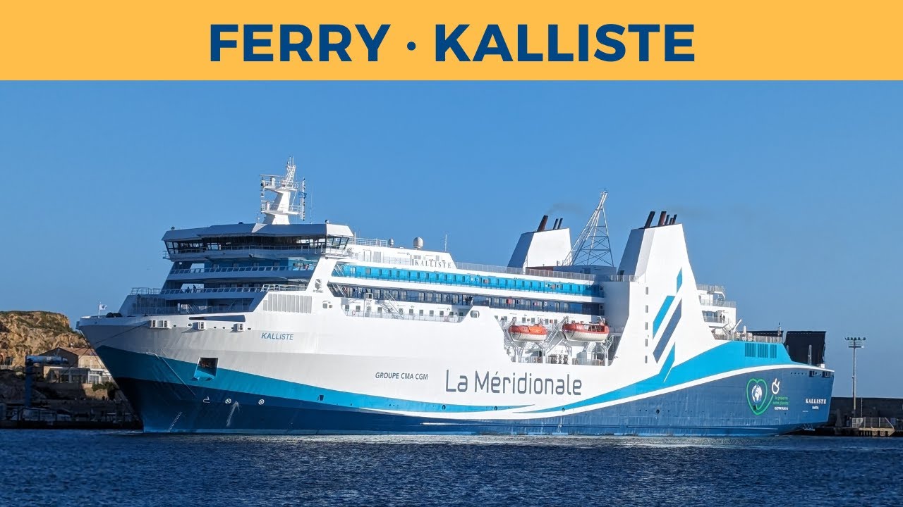 Arrival of ferry KALLISTE, L'&Icirc;le-Rousse (La M&eacute;ridionale)