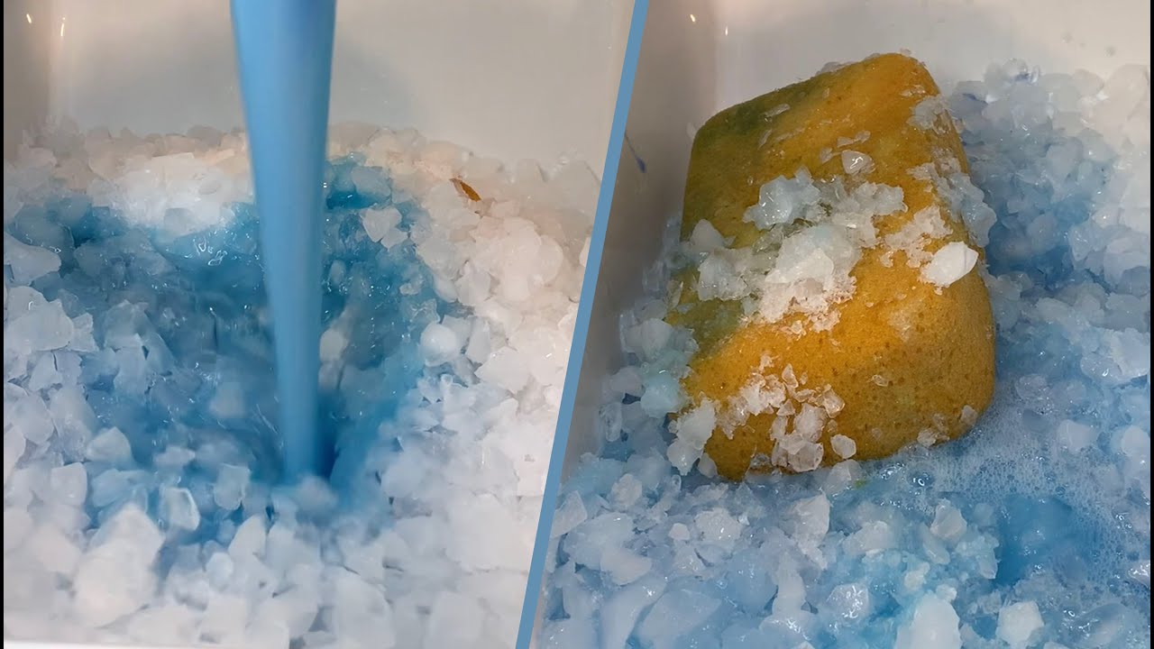 ❄️🥶🧊 SQUEEZING ICE ICE, BABY 🧊🥶❄️ - sponge ASMR