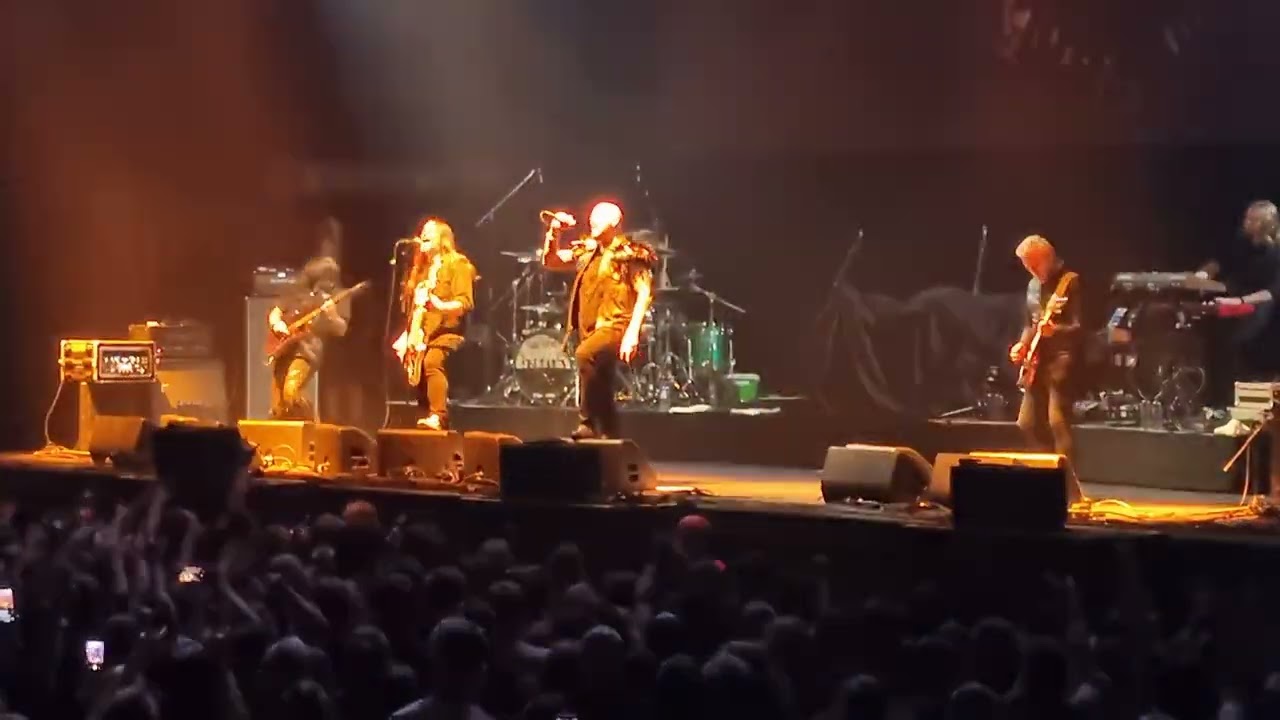 Soilwork live in Malmö arena sweden 15-08-2022