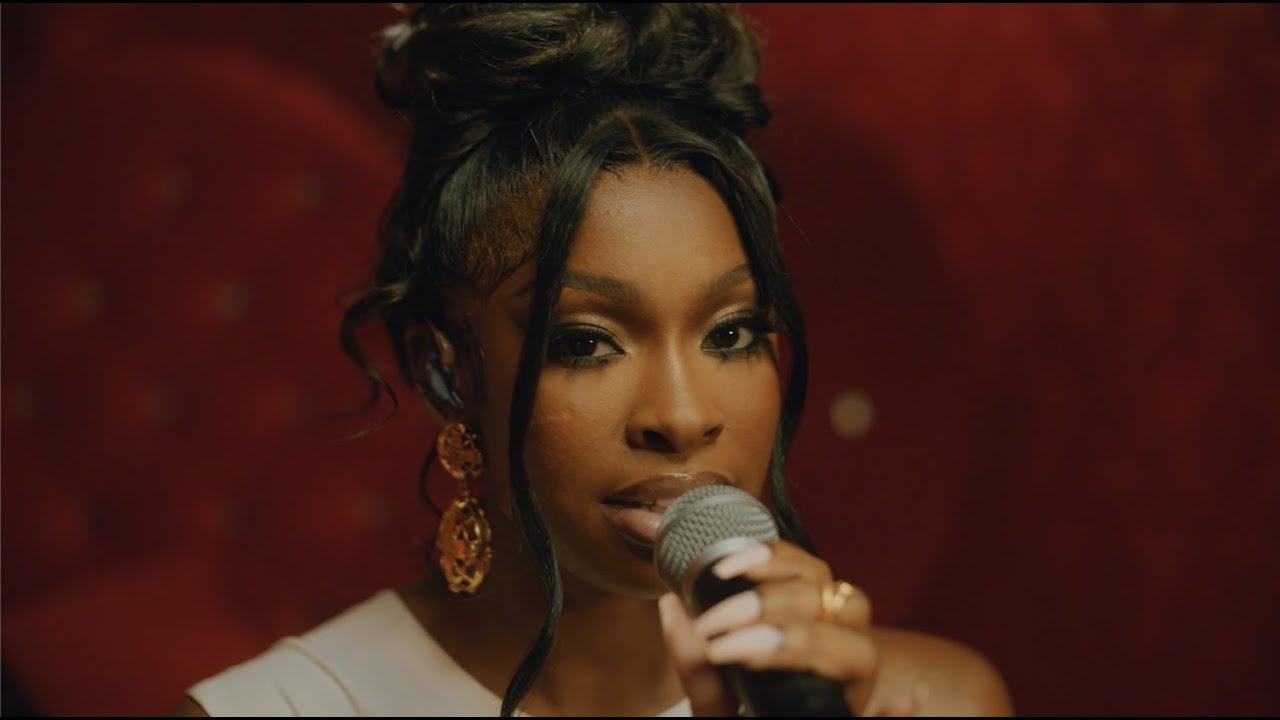 Coco Jones - Love Is War (Amazon Original Live Performance)