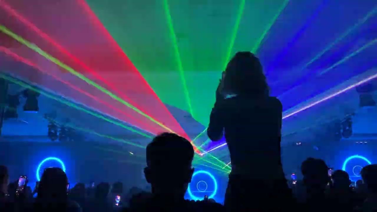 Pokaz Laserowy MERCURE HOTEL Wiązowna Brant
