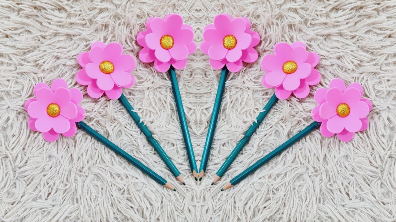 Ponteira para lápis | flor de E.V.A