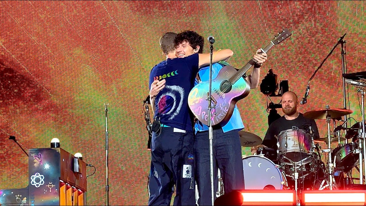 Coldplay - Sparks & Fix You (Live from Music and the Spheres World Tour 2024, Munich, Germany)