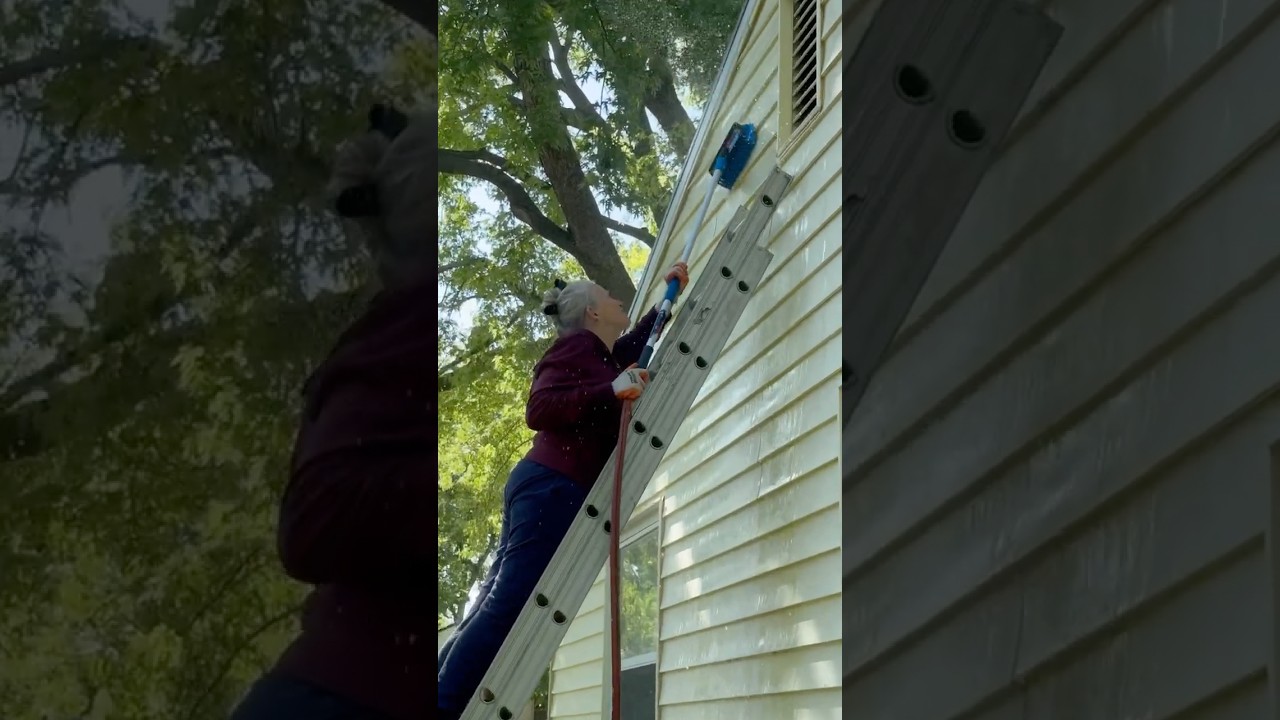 DIY getting the house washed before paint #propertymaintenance #diy #funny #homeimprovement