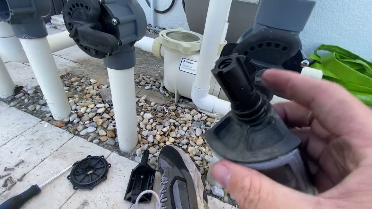 How to Service Pentair Diverter Valves.