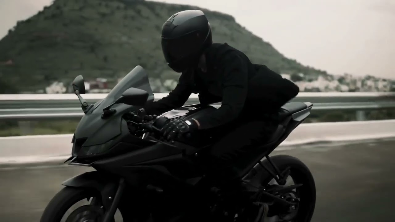 r15v3 bike whatsapp status full screen 