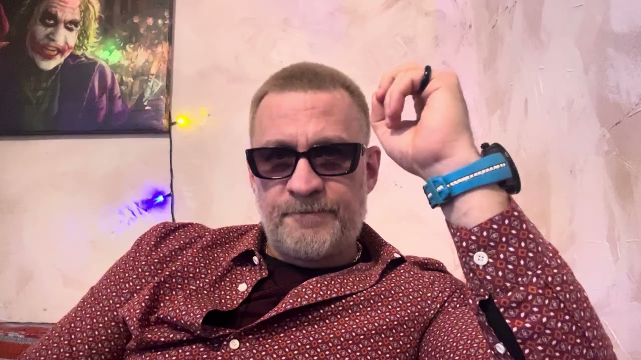 Лекция. Почему тебе не пишет и не отпускает бывшая, ты думаешь о ней?
